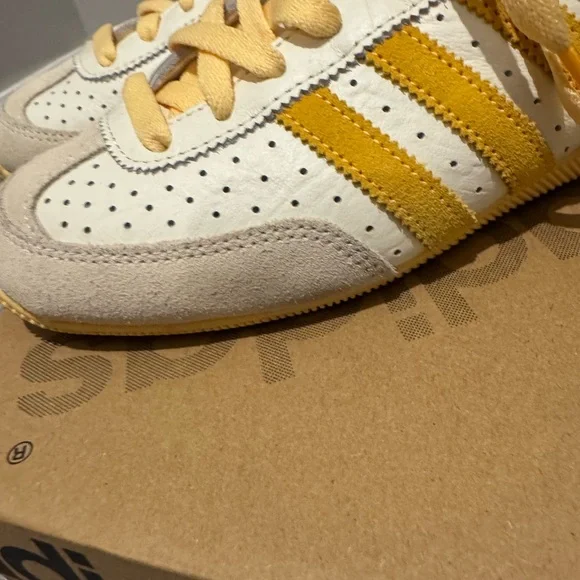 Adidas Women's Sneakers - Yellow and Cream - Picture 5 of 10